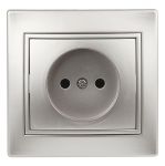 Розетка 1-м СП Plano 1-201-03 16А IP20 250В 2P алюм. Intro Б0030054